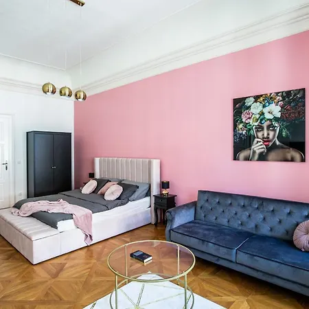 New Stylish 3 Bedrooms In Mala Strana - N2nd * Prague
